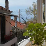 Eveline House * Kallirákhi