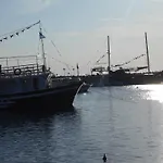 아파트 Eveline House Kallirákhi