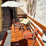 아파트 Eveline House Kallirákhi