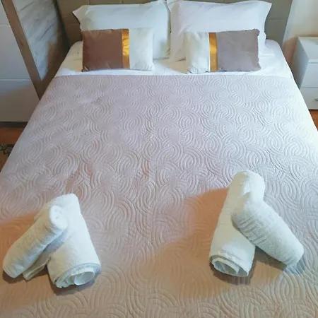 Apartment Eveline House Kallirákhi