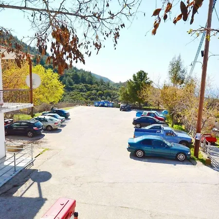 Eveline House Kallirákhi