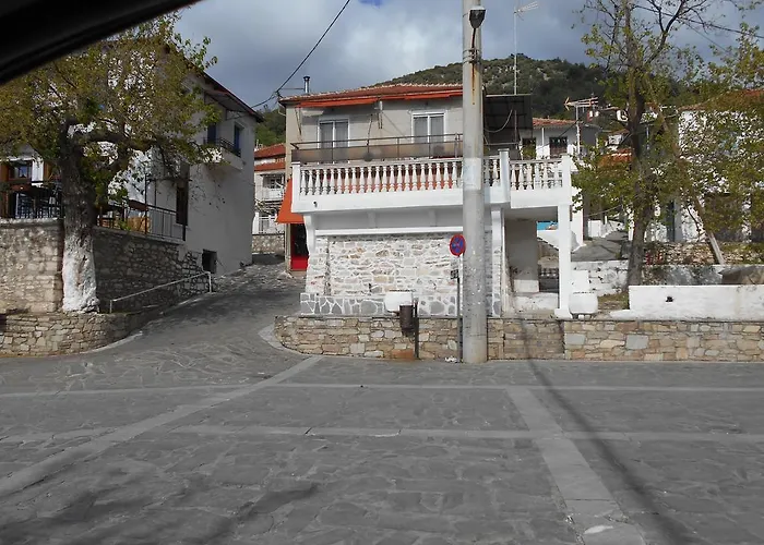 Eveline House Apartment